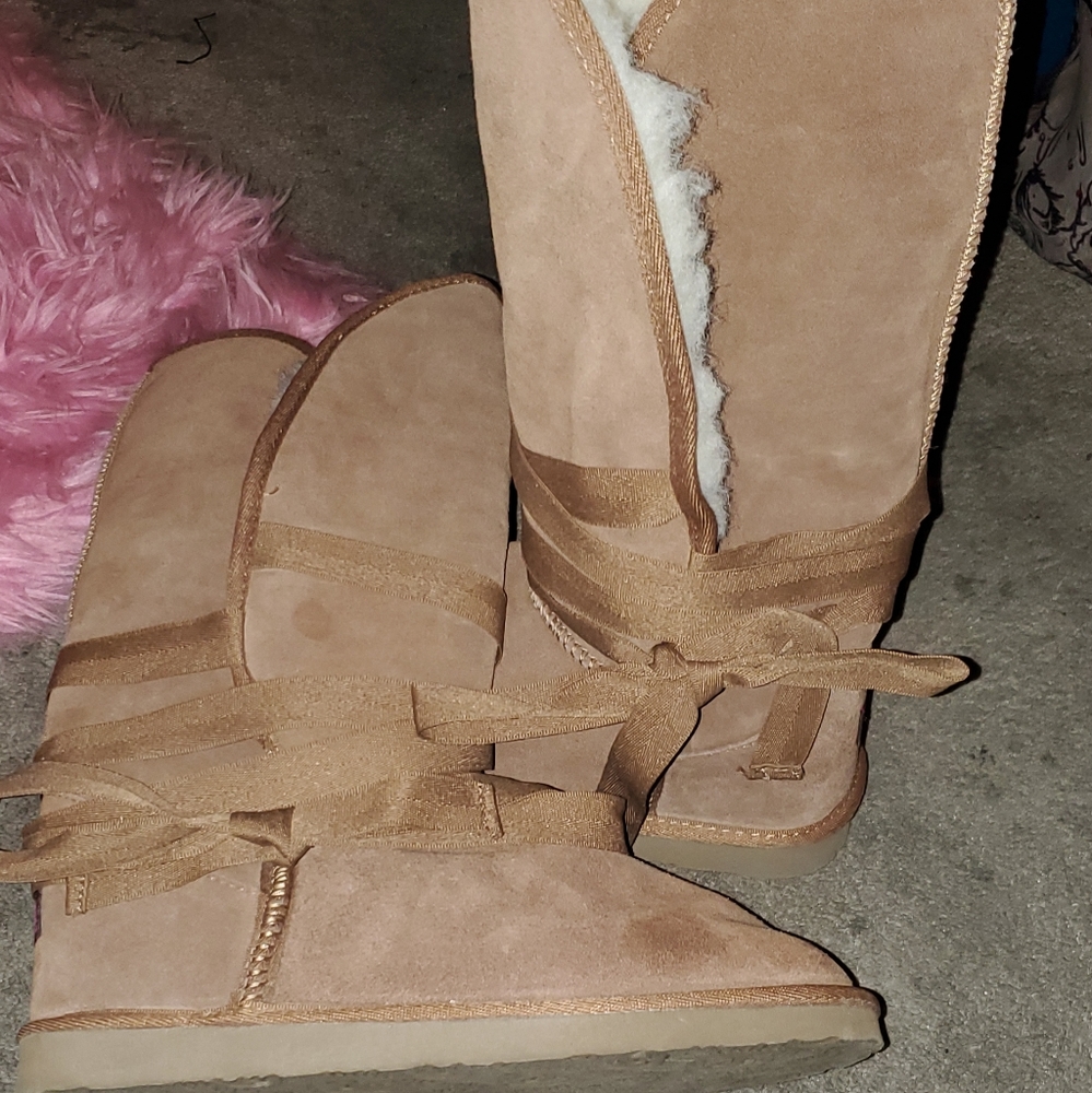 Ukala boots, beige, size 10w